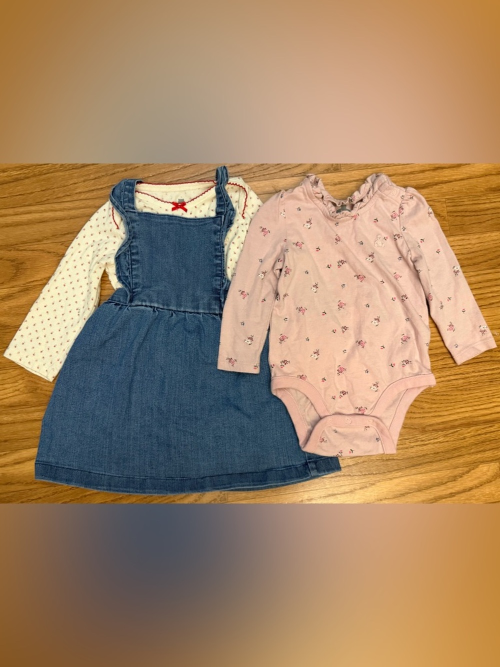 ⭐️2/$12 Denim Pinafore Dress and 2 Floral Bodysuit Outfit Set- GAP Carters 18m